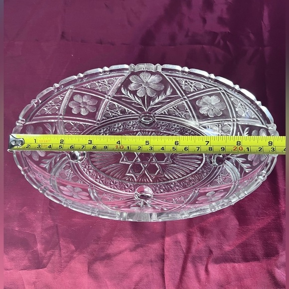 Vintage Crystal Dish with Floral Design - Picture 4 of 8